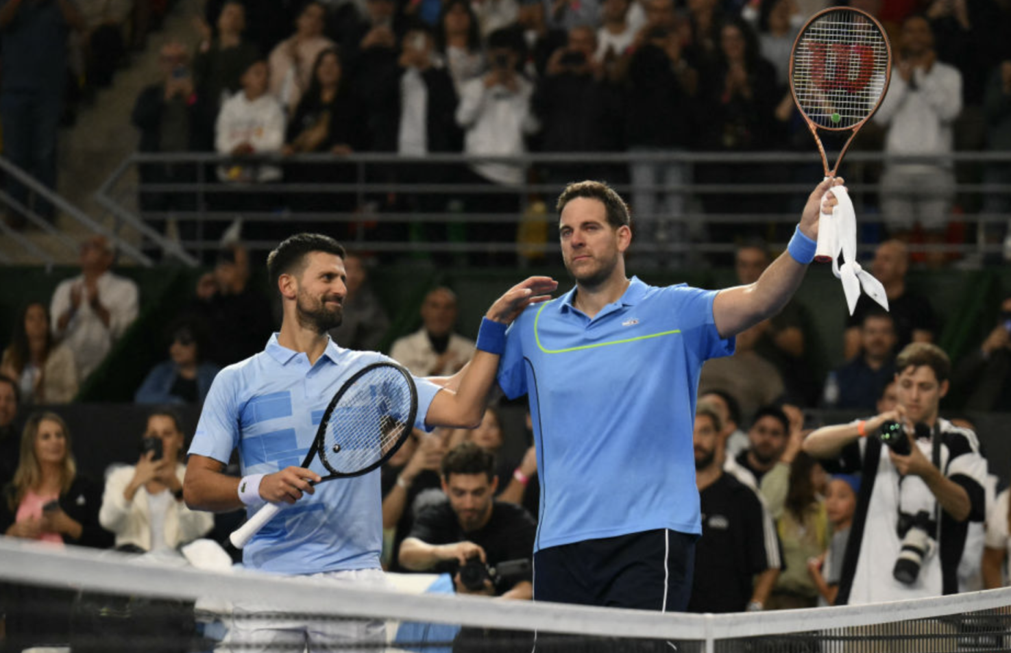 日本队带队取胜!,德约科维奇重要时刻表现优异观众掌声雷动 日本队带队取胜!,德约科维奇重要时刻表现优异观众掌声雷动