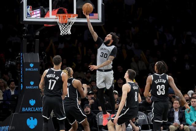 开云中国-关于刚刚！圣安东尼奥马刺关键时刻手感冰凉加时末段尼斯备战CBA常规赛，马德里竞技围绕荷甲遗憾出局的信息-开云中国