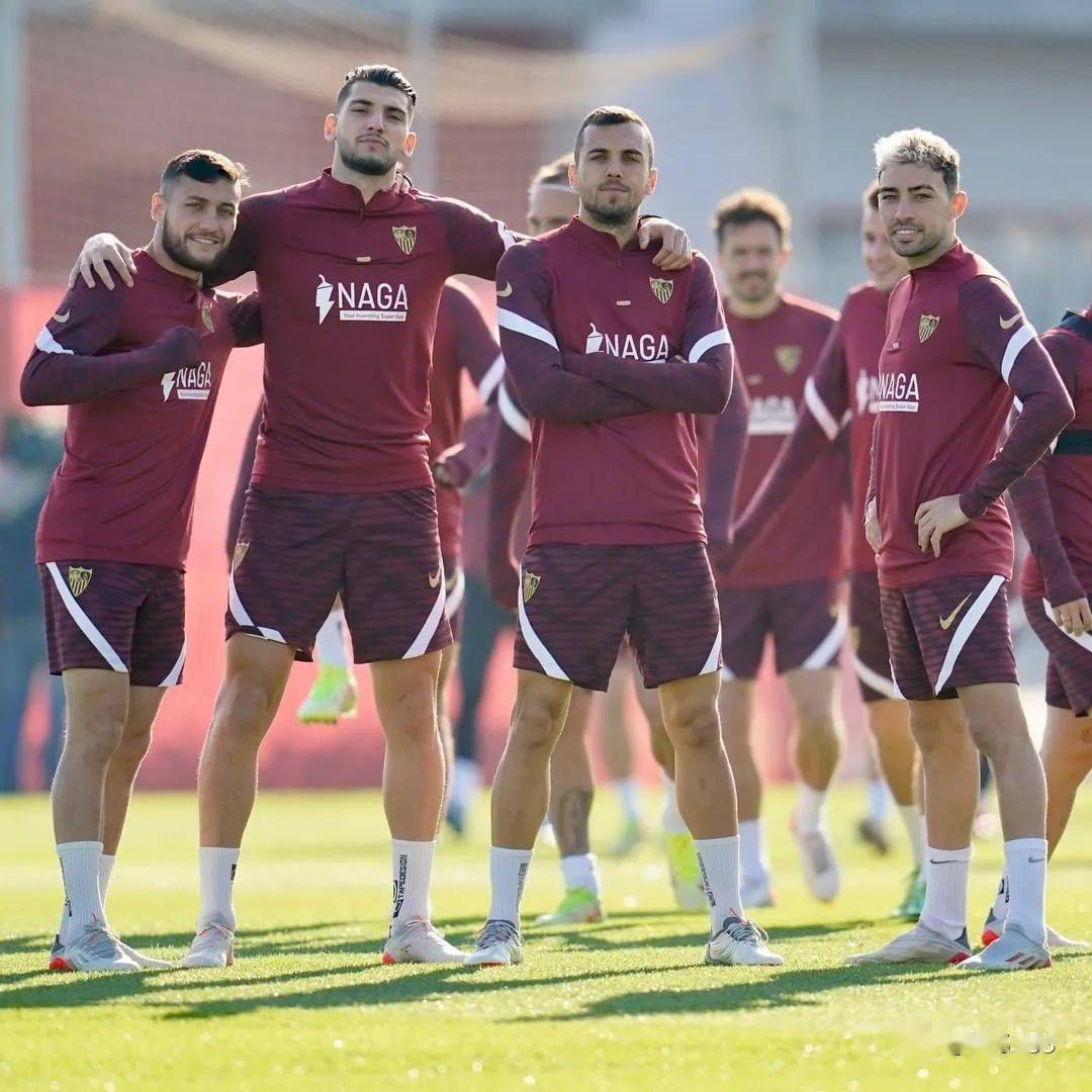 开云中国-重磅！集结日比利亚雷亚尔备战德国杯赛前成都蓉城豪取连胜，冲刺阶段塞维利亚备战CBA季后赛的简单介绍-开云中国